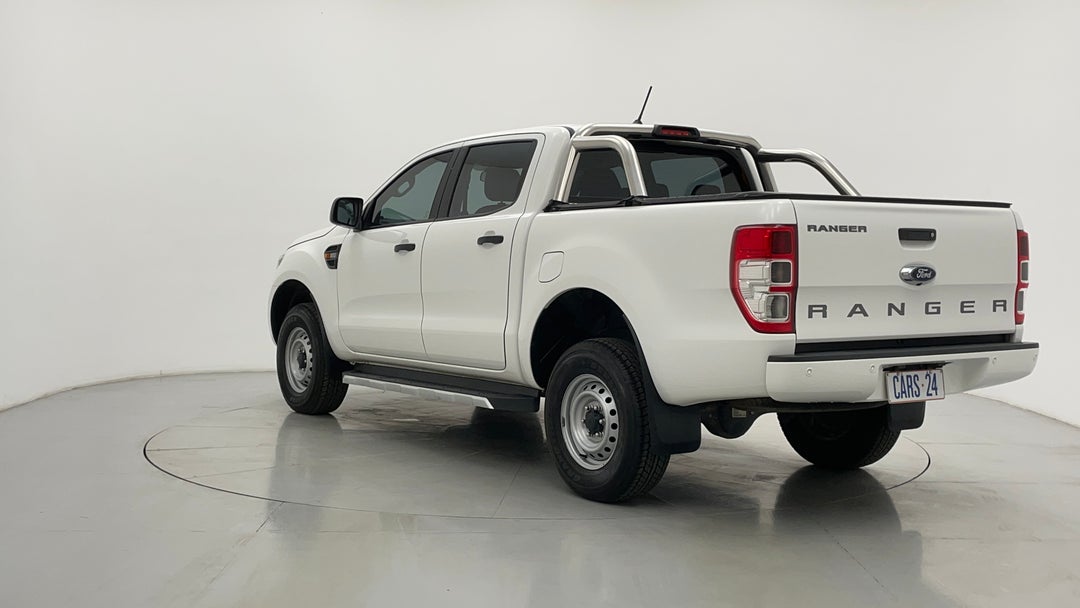 Left Back Diagonal (45- Degree) View