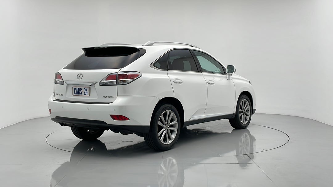 Right Back Diagonal (45- Degree) View