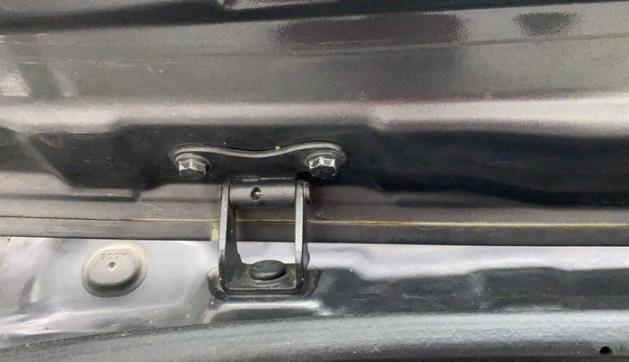 2017 Maruti Alto K10 VXI, Petrol, Manual, 71,207 km, Dicky (Boot door) - Slightly rusted