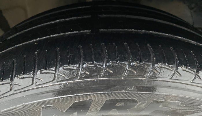 2018 Maruti Baleno DELTA 1.2 K12, Petrol, Manual, 41,283 km, Right Front Tyre Tread