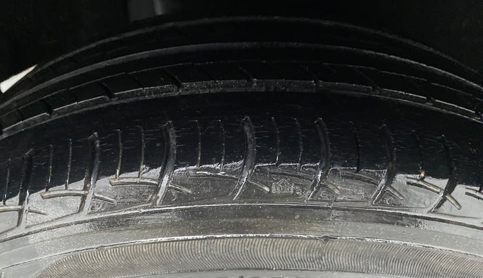 2018 Maruti Baleno DELTA 1.2 K12, Petrol, Manual, 41,283 km, Right Rear Tyre Tread