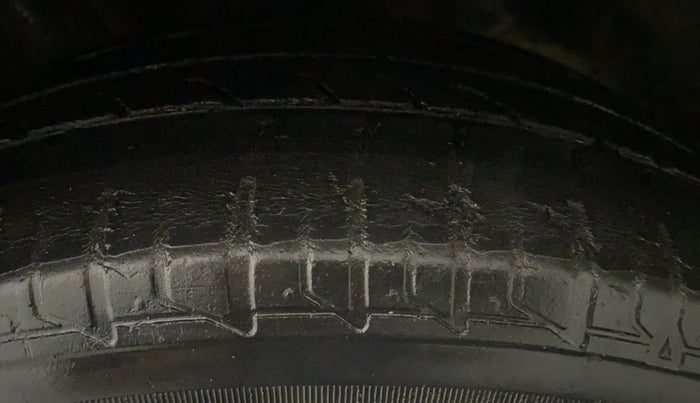 2016 Tata Zest XT PETROL, Petrol, Manual, 41,081 km, Left Front Tyre Tread
