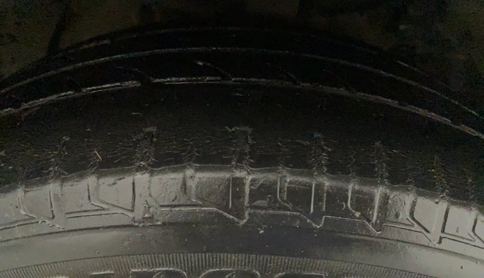 2016 Tata Zest XT PETROL, Petrol, Manual, 41,081 km, Left Rear Tyre Tread