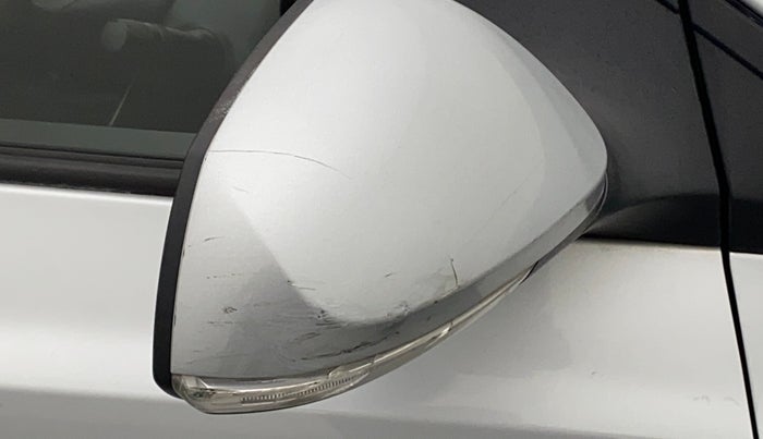 2018 Hyundai Grand i10 SPORTZ AT 1.2 KAPPA VTVT, Petrol, Automatic, 69,246 km, Right rear-view mirror - Cover has minor damage