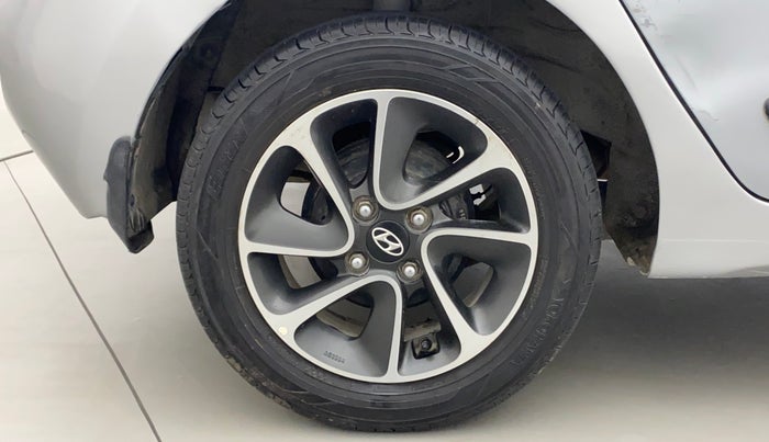 2018 Hyundai Grand i10 SPORTZ AT 1.2 KAPPA VTVT, Petrol, Automatic, 69,246 km, Right Rear Wheel