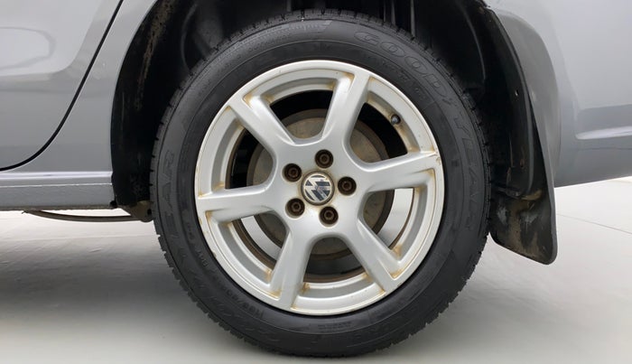 2014 Volkswagen Vento HIGHLINE PETROL, Petrol, Manual, 41,877 km, Left Rear Wheel