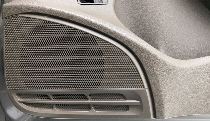 2014 Volkswagen Vento HIGHLINE PETROL, Petrol, Manual, 41,877 km, Speaker