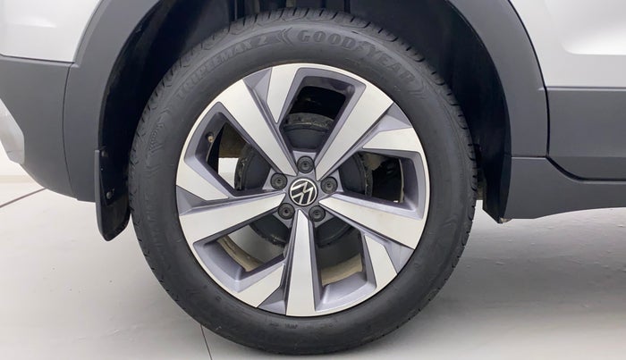 2022 Volkswagen TAIGUN TOPLINE 1.0 TSI MT, Petrol, Manual, 5,259 km, Right Rear Wheel