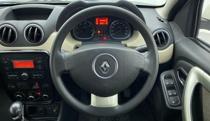 2014 Renault Duster 85 PS RXL DIESEL, Diesel, Manual, 78,537 km, Steering Wheel Close Up