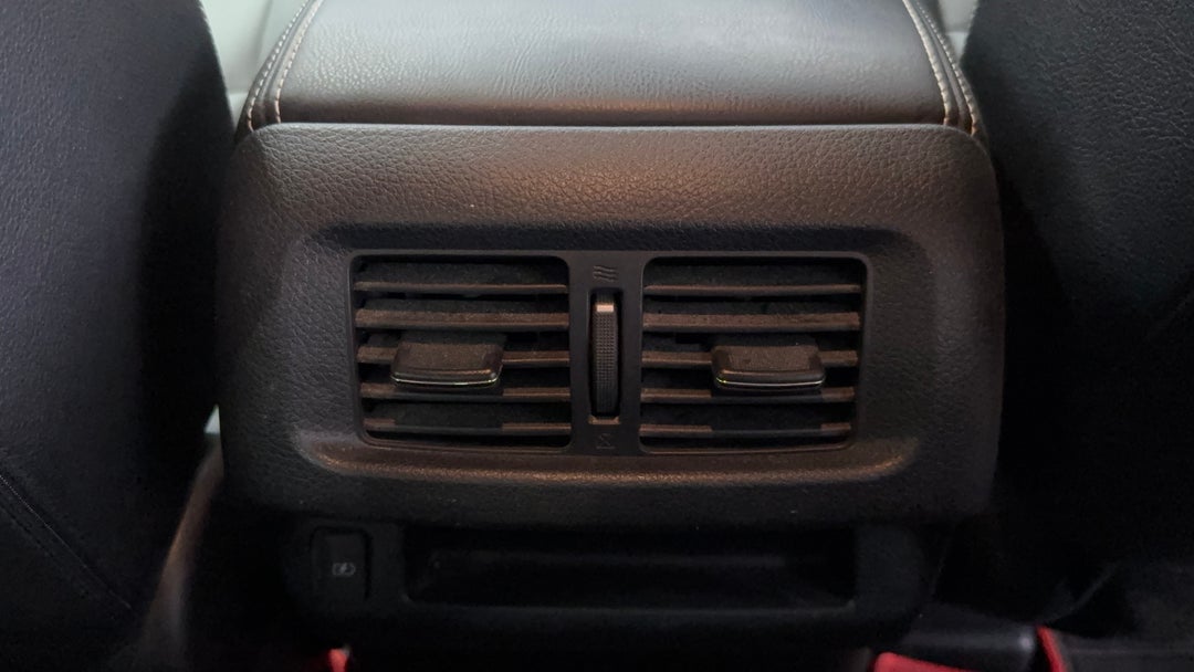 Rear A/C Vent
