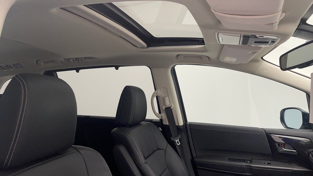 Interior Sunroof/Moonroof