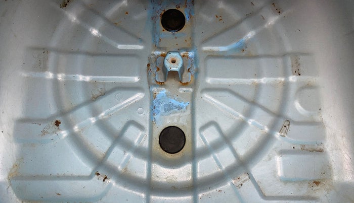 2014 Datsun Go T, Petrol, Manual, 68,735 km, Boot floor - Slight discoloration