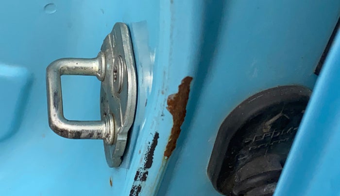2014 Datsun Go T, Petrol, Manual, 68,735 km, Left B pillar - Slight discoloration