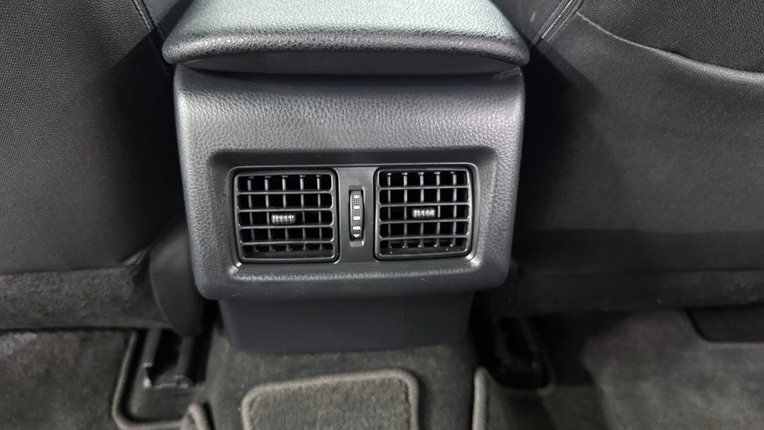 2024 Toyota Camry Ascent, Automatic, 52252 km, Rear A/C Vent