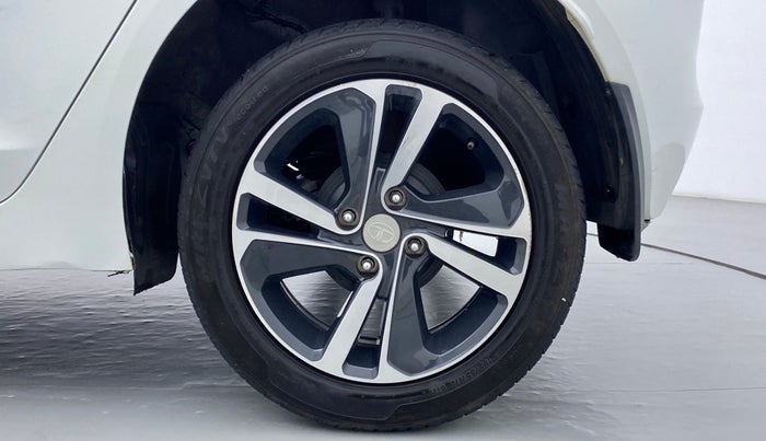 2020 Tata ALTROZ XZ 1.2, Petrol, Manual, 16,338 km, Left Rear Wheel