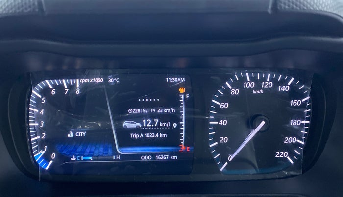 2020 Tata ALTROZ XZ 1.2, Petrol, Manual, 16,338 km, Odometer Image