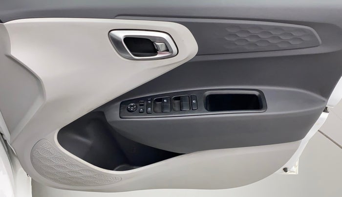 2021 Hyundai GRAND I10 NIOS SPORTZ 1.2 KAPPA VTVT, Petrol, Manual, 39,064 km, Driver Side Door Panels Control