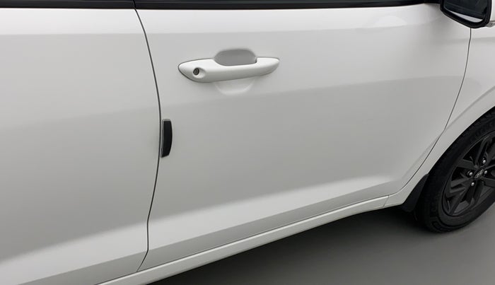2021 Hyundai GRAND I10 NIOS SPORTZ 1.2 KAPPA VTVT, Petrol, Manual, 39,064 km, Driver-side door - Minor scratches