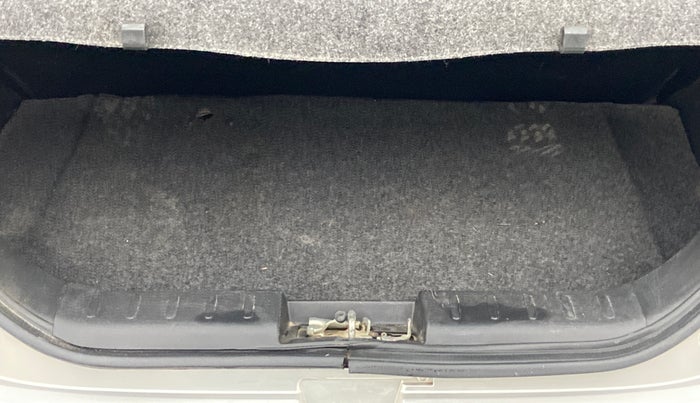 2020 Maruti Alto VXI, Petrol, Manual, 17,215 km, Boot Inside
