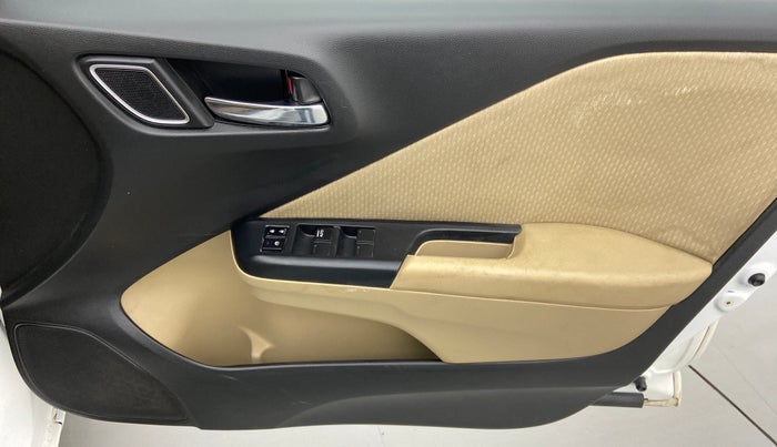 2018 Honda City 1.5L I-VTEC V MT, Petrol, Manual, 49,642 km, Driver Side Door Panels Control