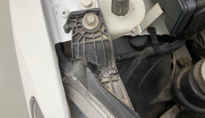 2018 Honda City 1.5L I-VTEC V MT, Petrol, Manual, 49,642 km, Right headlight - Clamp has minor damage