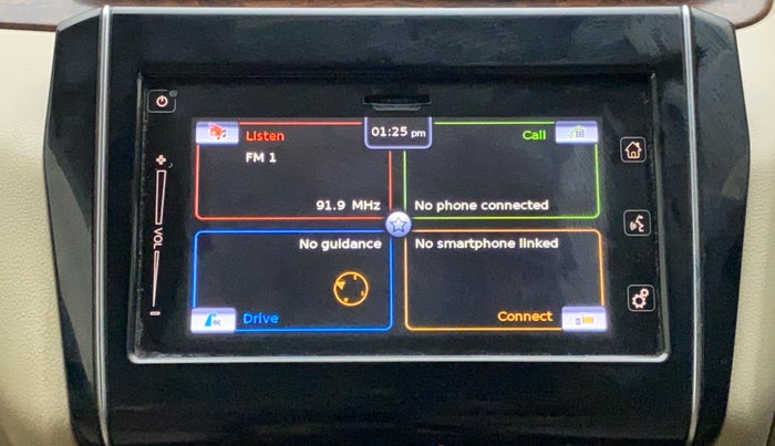2017 Maruti Dzire ZDI PLUS, Diesel, Manual, 1,21,318 km, Infotainment system - Touch screen not working