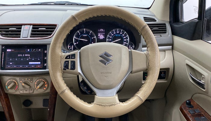 2016 Maruti Ertiga ZDI PLUS SHVS, Diesel, Manual, 78,722 km, Steering Wheel Close Up