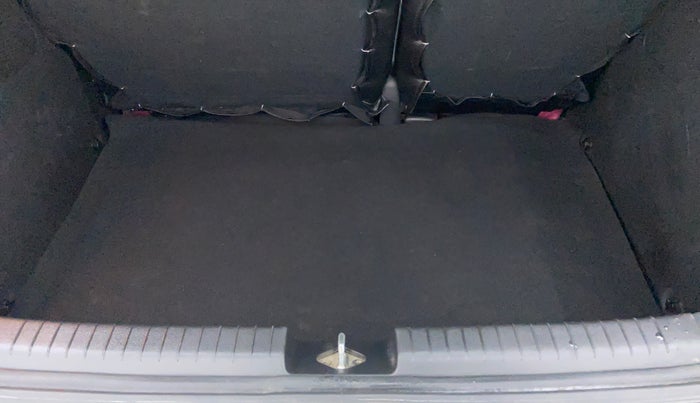 2014 Hyundai Elite i20 ASTA 1.2, Petrol, Manual, 80,954 km, Boot Inside View