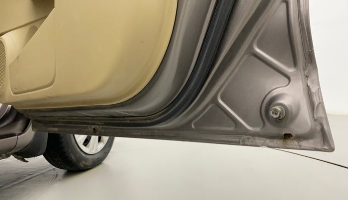 2017 Honda Amaze 1.2L I-VTEC S, Petrol, Manual, 65,945 km, Driver-side door - Slightly rusted