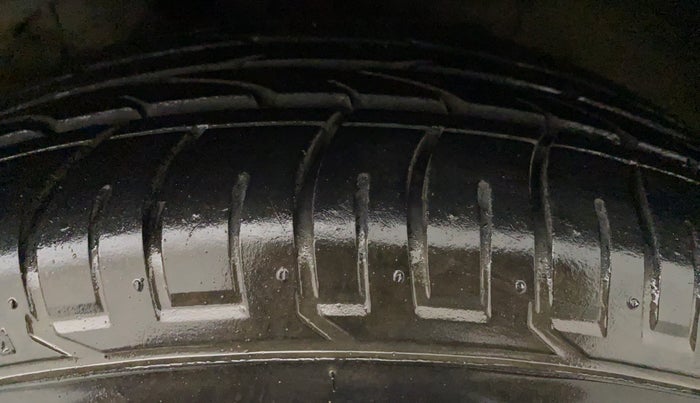 2017 Hyundai Creta SX PLUS AT 1.6 PETROL, Petrol, Automatic, 60,410 km, Left Front Tyre Tread