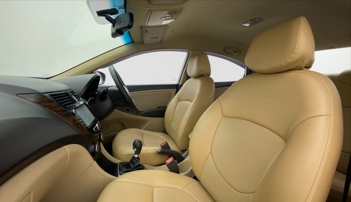 2016 Hyundai Verna 1.6 CRDI SX, Diesel, Manual, 66,736 km, Right Side Front Door Cabin