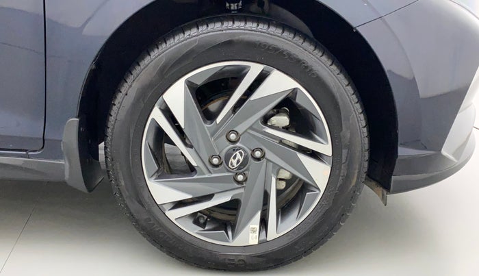 2023 Hyundai NEW I20 ASTA (O) 1.2 AT, Petrol, Automatic, 4,737 km, Right Front Wheel