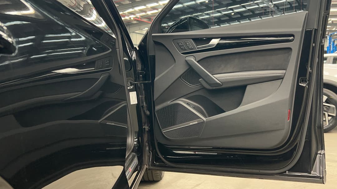 2022 Audi Sq5 3.0 Tdi Quattro Mhev, Automatic, 69661 km, Speaker View