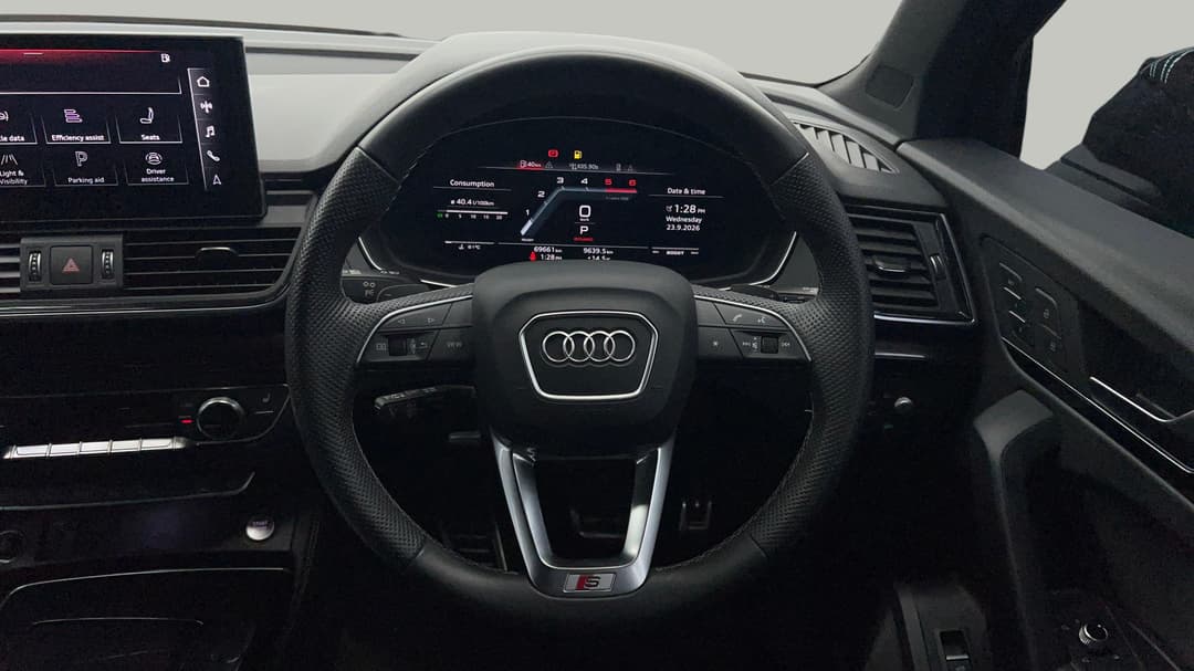 2022 Audi Sq5 3.0 Tdi Quattro Mhev, Automatic, 69661 km, Steering Wheel Close-up