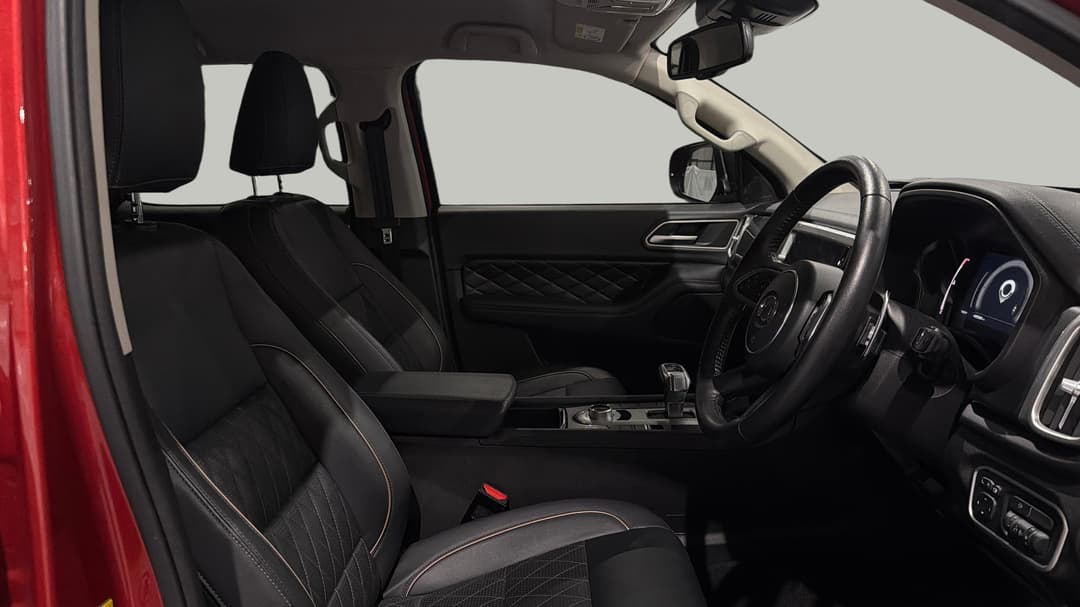 2023 GWM Ute Cannon Vanta (4x4), Automatic, 42583 km, Right Side Front Door Cabin View