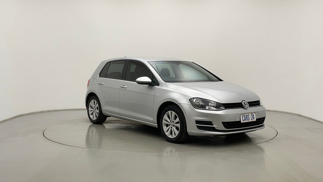 Right Front Diagonal (45- Degree) View