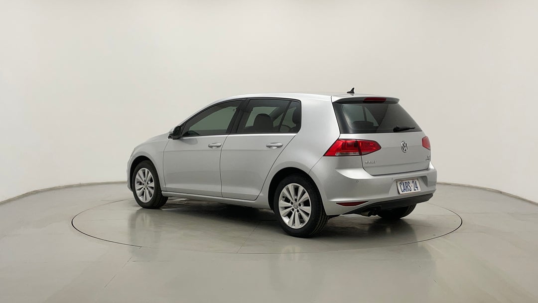 Left Back Diagonal (45- Degree) View