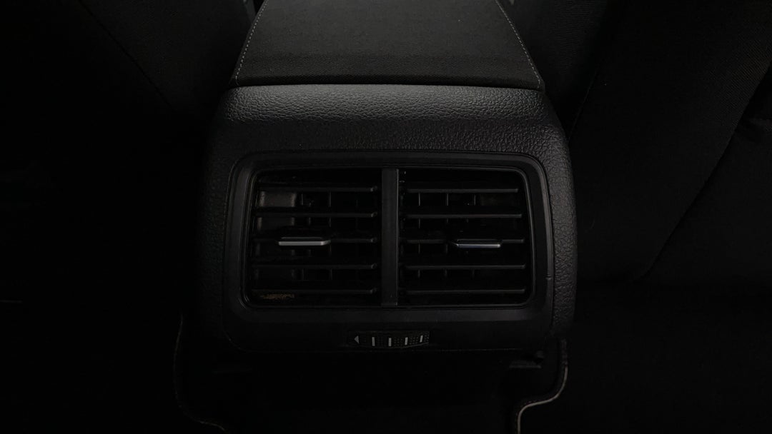 Rear A/C Vent