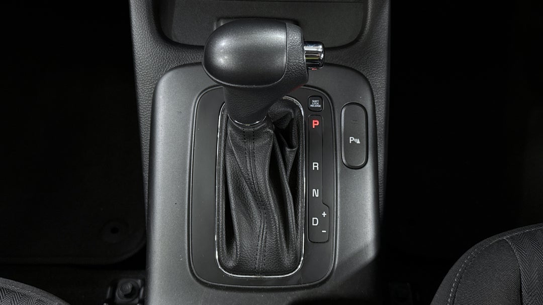 2015 Kia Cerato S, Automatic, 39578 km, Gear Lever 