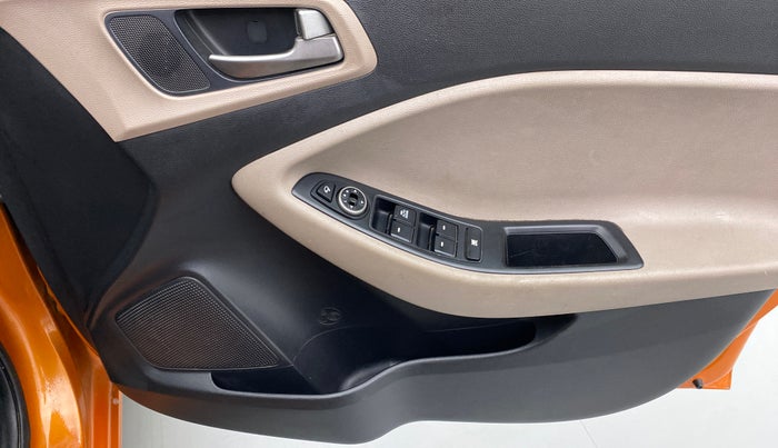2018 Hyundai Elite i20 ASTA 1.4 CRDI, Diesel, Manual, 91,625 km, Driver Side Door Panels Control