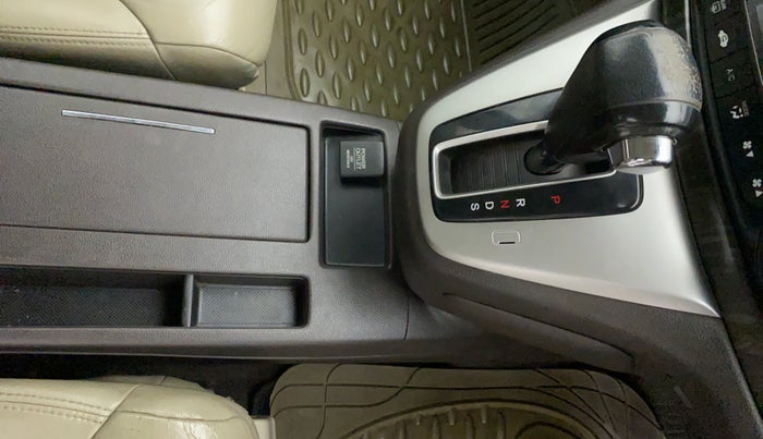 2015 Honda CRV 2.4L 2WD AT, Petrol, Automatic, 57,092 km, Gear Lever