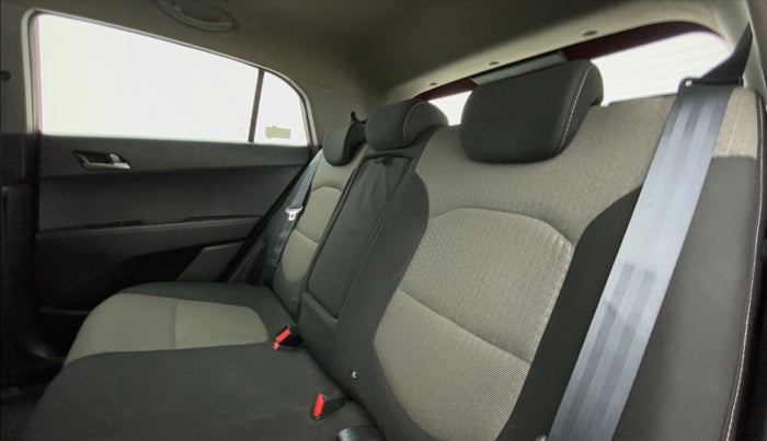 2016 Hyundai Creta 1.6 CRDI SX PLUS AUTO, Diesel, Automatic, 69,111 km, Right Side Rear Door Cabin