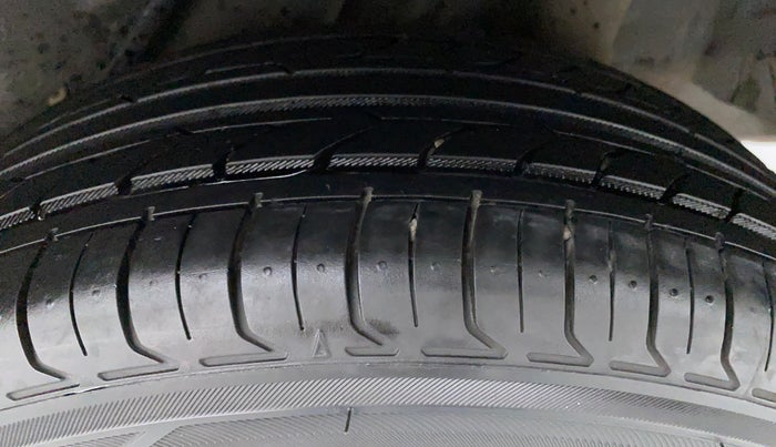 2014 Honda Amaze 1.2 SMT I VTEC, Petrol, Manual, 31,167 km, Left Rear Tyre Tread