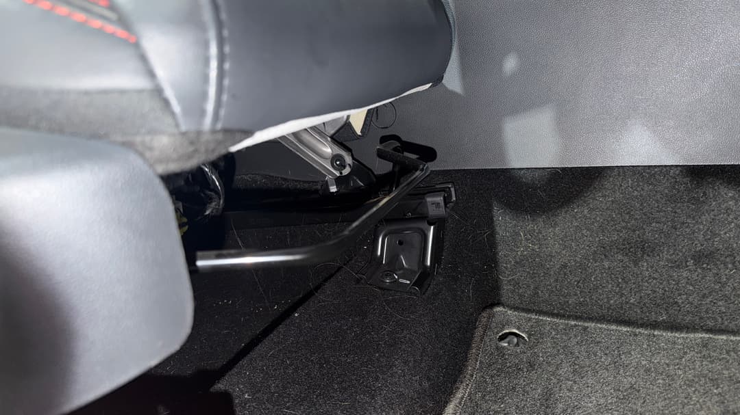 2022 MG Zst Vibe, Automatic, 27648 km, Drivers Side Adjustment Panel