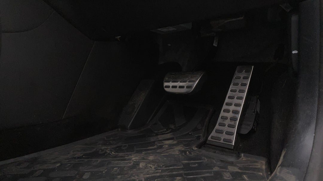 Pedals and Footmat