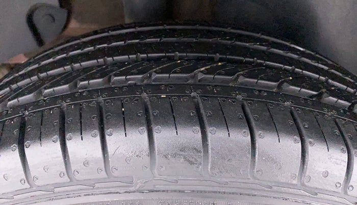2021 KIA SELTOS HTK PLUS 1.5 DIESEL, Diesel, Manual, 45,344 km, Right Rear Tyre Tread