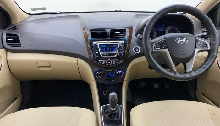 2015 Hyundai Verna FLUIDIC 4S 1.6 VTVT S(O), Petrol, Manual, 27,726 km, Dashboard