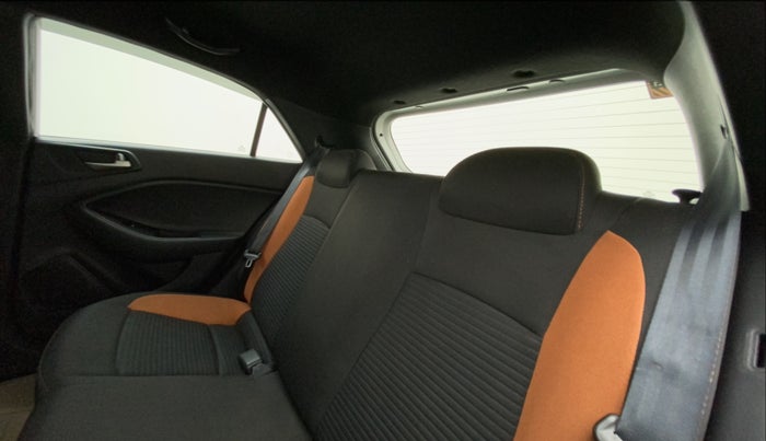 2015 Hyundai i20 Active 1.2 S, Petrol, Manual, 66,808 km, Right Side Rear Door Cabin