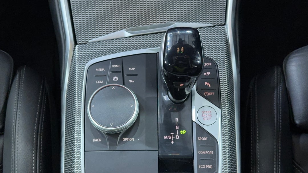 2022 BMW 3 30i M Sport, Automatic, 71167 km, Gear Lever 