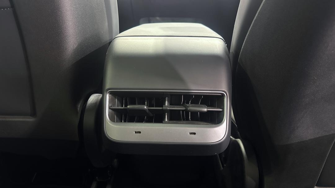 2022 Tesla Model Y Rear-wheel Drive, Automatic, 35135 km, Rear A/C Vent